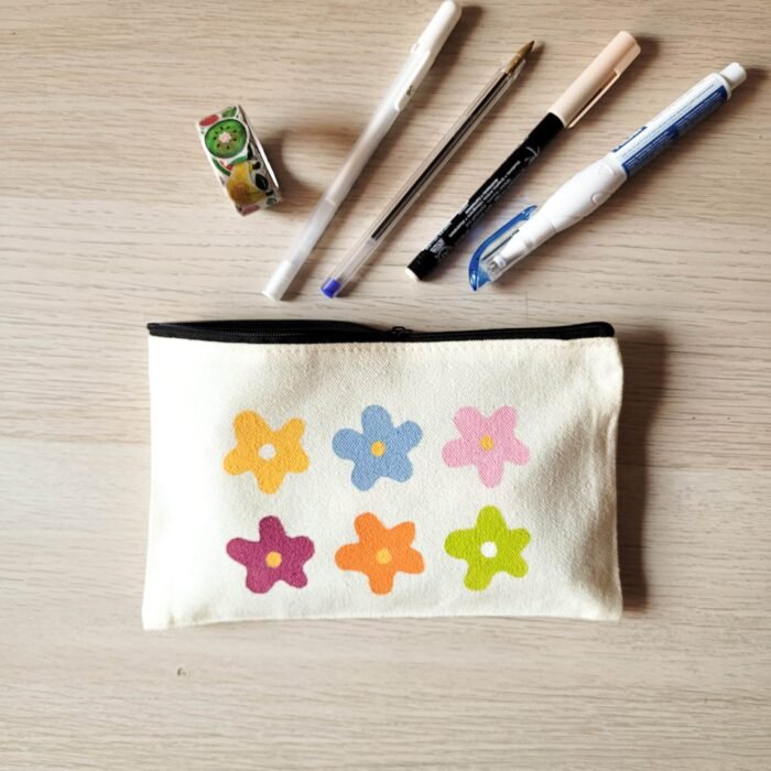 Estuche Flores Retro Pintado A Mano - Limeteart - Imagen 1