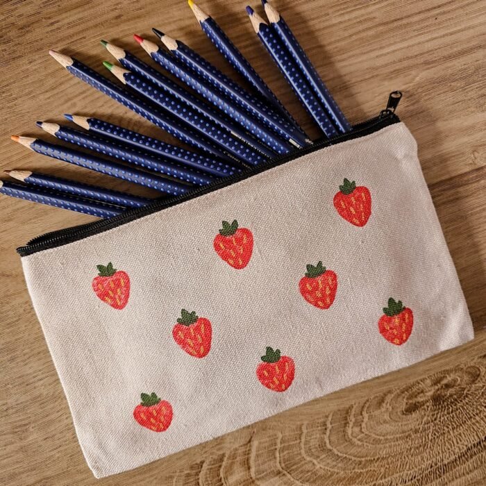 Neceser De Viaje Fresas - Limeteart - Imagen 1